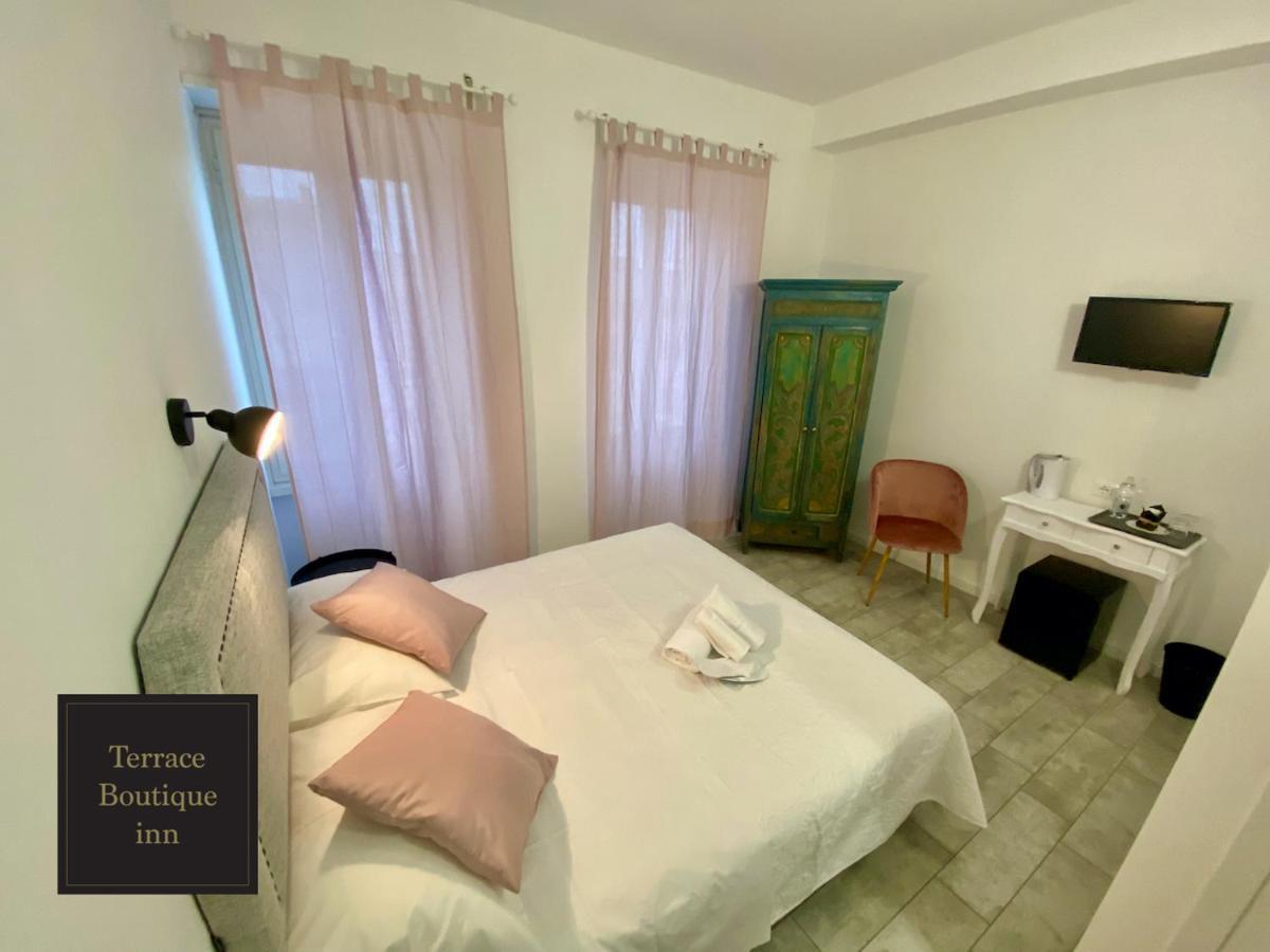 Terrace Boutique Inn Рим Екстериор снимка