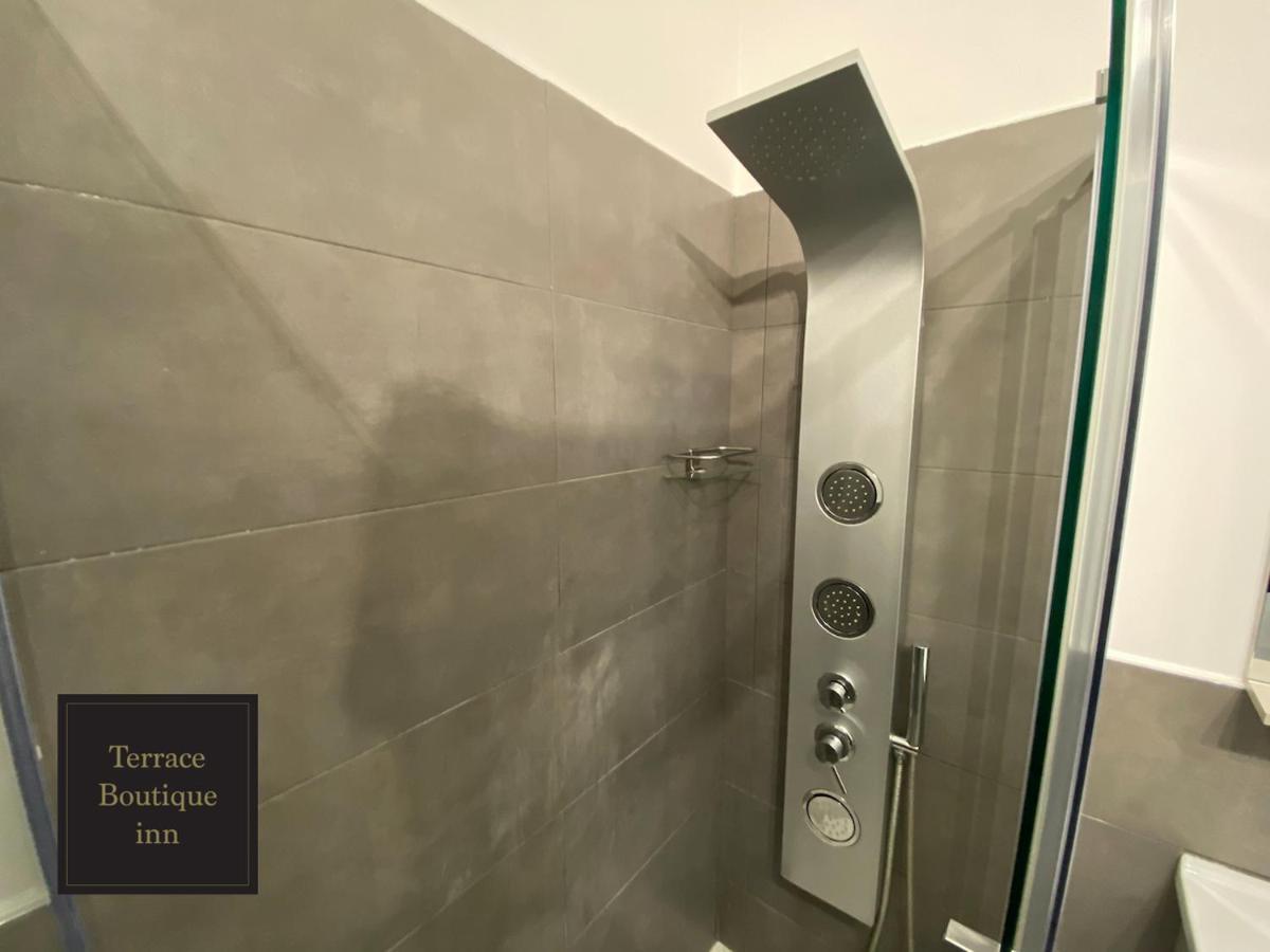 Terrace Boutique Inn Рим Екстериор снимка