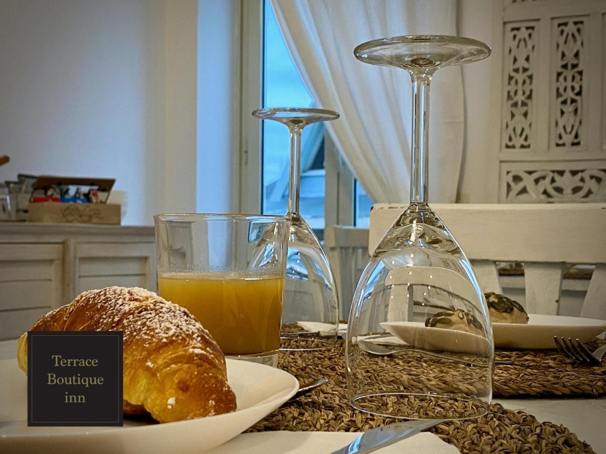 Terrace Boutique Inn Рим Екстериор снимка