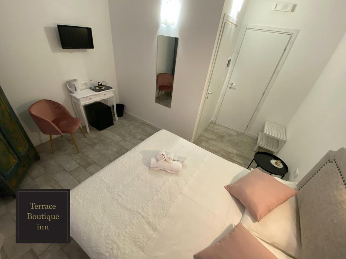 Terrace Boutique Inn Рим Екстериор снимка