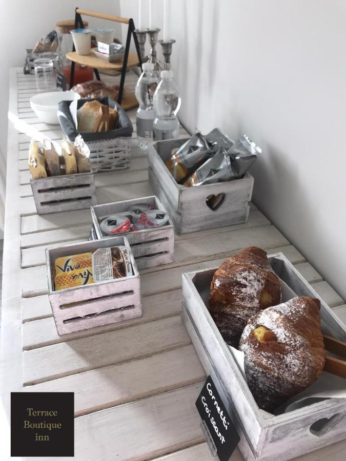 Terrace Boutique Inn Рим Екстериор снимка