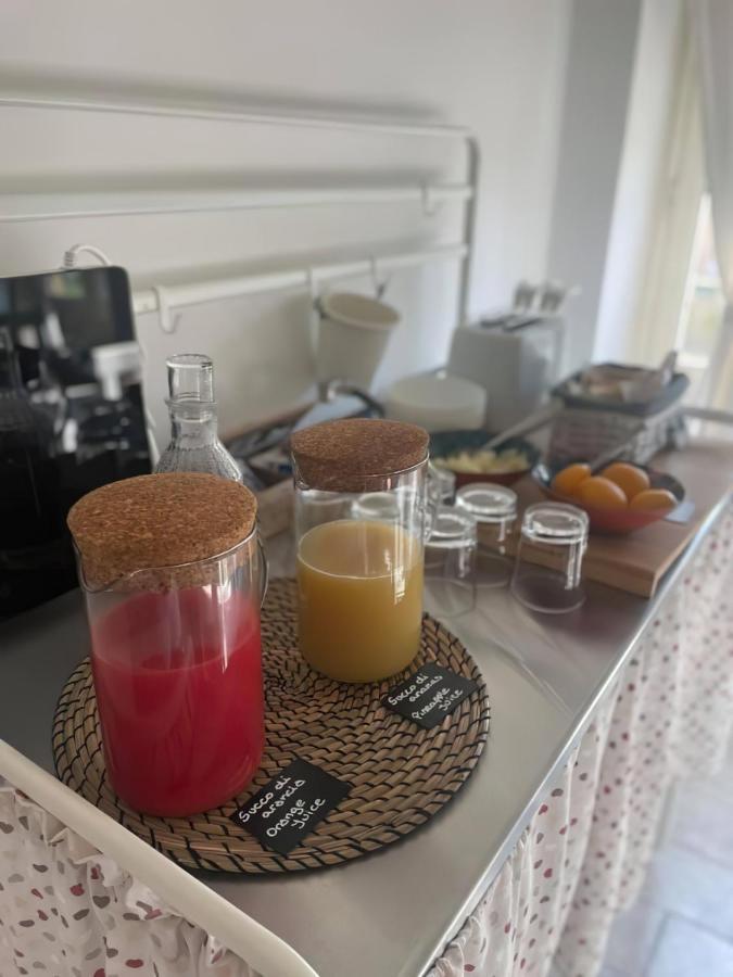 Terrace Boutique Inn Рим Екстериор снимка